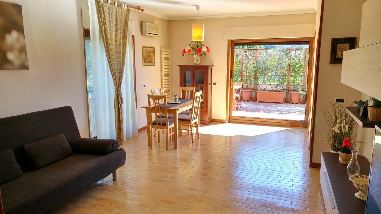 Terrace22 - Delizioso Attico Ben Collegato Apartment Rome Bagian luar foto